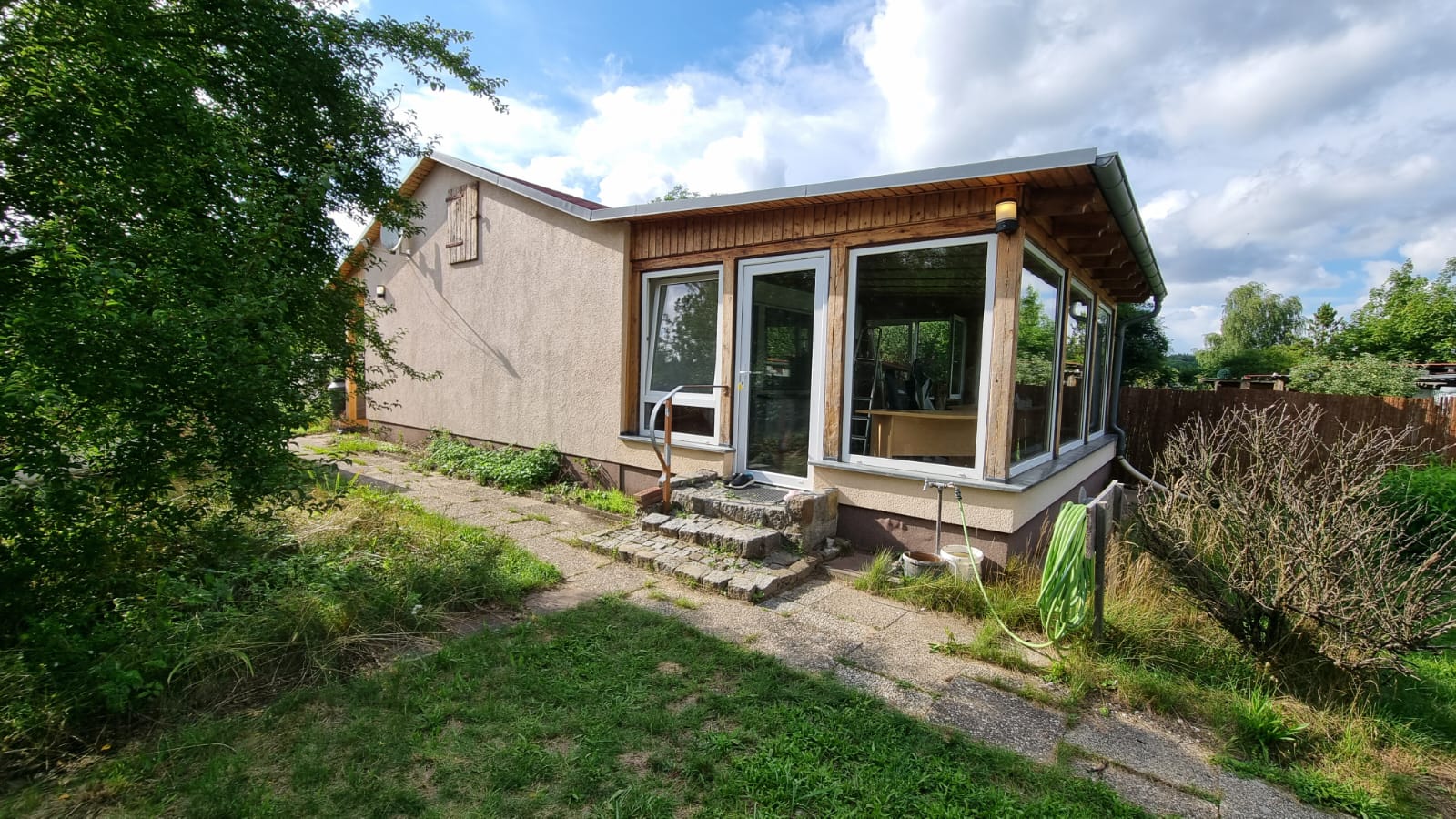 Außenansicht des Bungalows